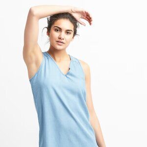 Gap TENCEL™ Sleeveless V-Neck Shift Dress
